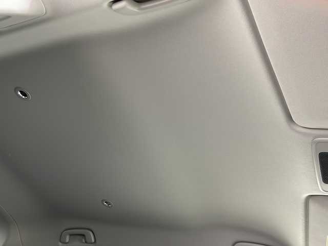 ホンダ ヴェゼル ハイブリッド e:HEV Z 広島県 2025(令7)年 0.1千km クリスタルブラックパール 登録済未使用車（5km）/9型Honda CONNECTディスプレイ/パワーテールゲート/ハーフレザーシート/シートヒーター/ステアリングヒーター/ホンダセンシング/・衝突軽減ブレーキ/・誤発進抑制機能/・レーンキープアシスト/・パーキングセンサー/・アダプティブクルーズコントロール/・アダプティブドライビングビーム/・ブラインドスポットインフォメーション/バックカメラ/減速セレクター/ヒルディセントコントロール/電動パーキングブレーキ/オートブレーキホールド/LEDヘッドランプ/オートライト/ETC2.0/ワイヤレス充電/USB入力端子