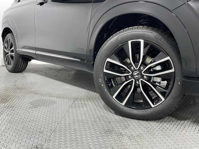 ホンダ ヴェゼル ハイブリッド e:HEV Z 広島県 2025(令7)年 0.1千km クリスタルブラックパール 登録済未使用車（5km）/9型Honda CONNECTディスプレイ/パワーテールゲート/ハーフレザーシート/シートヒーター/ステアリングヒーター/ホンダセンシング/・衝突軽減ブレーキ/・誤発進抑制機能/・レーンキープアシスト/・パーキングセンサー/・アダプティブクルーズコントロール/・アダプティブドライビングビーム/・ブラインドスポットインフォメーション/バックカメラ/減速セレクター/ヒルディセントコントロール/電動パーキングブレーキ/オートブレーキホールド/LEDヘッドランプ/オートライト/ETC2.0/ワイヤレス充電/USB入力端子