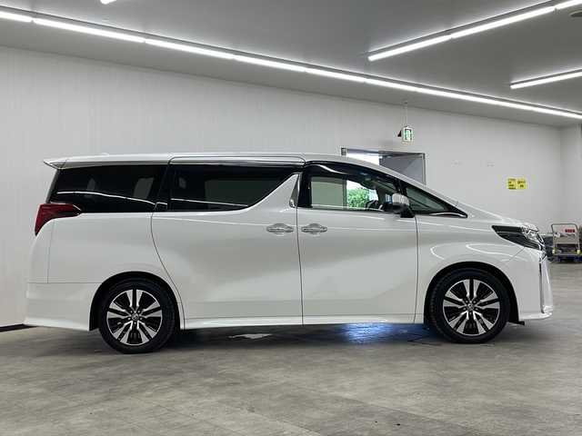 トヨタ アルファード S Cパッケージ 長崎県 2020(令2)年 8.6万km パール 純正ディスプレイオーディオ/（フルセグ/CD/DVD/Bluetooth）/バックカメラ/純正フリックダウンモニター/ダブルサンルーフ/衝突軽減システム/パーキングサポートブレーキ/クリアナンスソナー/LTA/クルーズコントロール(追従あり)/レーンキープアシスト/オートライト/デジタルインナーミラー/ETC/ドライブレコーダー/ステアリングヒーター/シートヒーター/エアシート/ドアバイザー/フォグライト