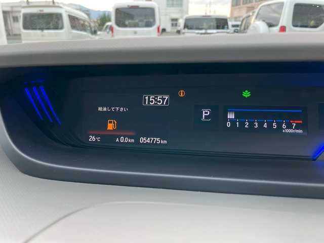 ホンダ フリード G ホンダセンシング 岩手県 2019(平31)年 5.5万km フォレストグリーンパール 純正メモリナビ/Bluetooth/CD/DVD/フルセグTV/レーダークルーズコントロール/ホンダセンシング/バックカメラ/前後ドラレコ/ETC/アイドリングストップ/両側パワースライドドア/純正フロアマット/ドアバイザー/純正アルミホイール/電動格納ミラー