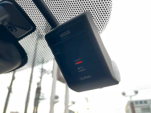 ホンダ フリード G ホンダセンシング 岩手県 2019(平31)年 5.5万km フォレストグリーンパール 純正メモリナビ/Bluetooth/CD/DVD/フルセグTV/レーダークルーズコントロール/ホンダセンシング/バックカメラ/前後ドラレコ/ETC/アイドリングストップ/両側パワースライドドア/純正フロアマット/ドアバイザー/純正アルミホイール/電動格納ミラー