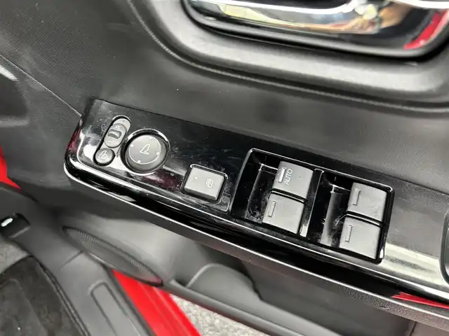 ホンダ Ｎ ＯＮＥ オリジナル 宮城県 2020(令2)年 4.5万km 赤 登録時走行距離45051km/純正8インチナビ/フルセグTV/CD/DVD/Bluetooth/USB/バックカメラ/プッシュスタート/衝突軽減ブレーキ/シートヒーター/アイドリングストップ/ACC/レーンキープ/コーナーセンサー/標識認識/ドライブレコーダー/LEDライト/ハーフレザーシート/ブレーキホールド/横滑り防止/ETC