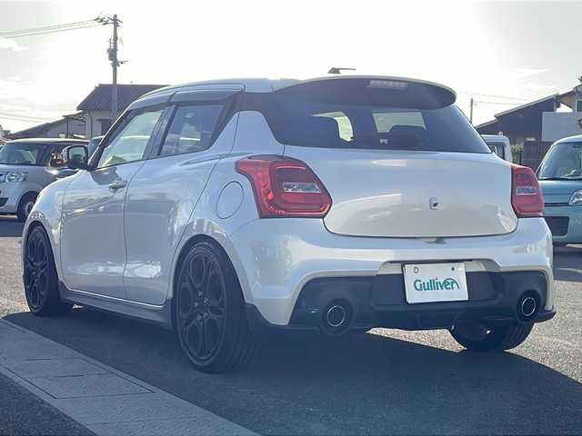 スズキ スイフト スポーツ セーフティPKG 香川県 2018(平30)年 7万km ピュアホワイトP 純正SDナビ（フルセグTV/CD，DVD再生/BT)/アラウンドビューモニター/シートヒーター/ローダウン/HKSマフラー/ビルトインETC/純正フロアマット/オートライト