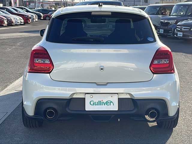 スズキ スイフト スポーツ セーフティPKG 香川県 2018(平30)年 7万km ピュアホワイトP 純正SDナビ（フルセグTV/CD，DVD再生/BT)/アラウンドビューモニター/シートヒーター/ローダウン/HKSマフラー/ビルトインETC/純正フロアマット/オートライト