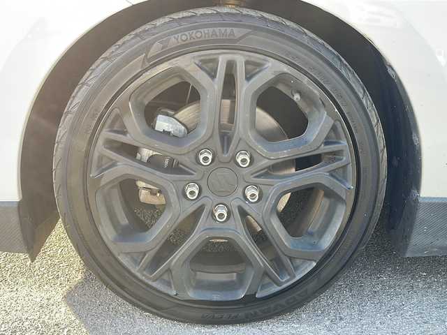 スズキ スイフト スポーツ セーフティPKG 香川県 2018(平30)年 7万km ピュアホワイトP 純正SDナビ（フルセグTV/CD，DVD再生/BT)/アラウンドビューモニター/シートヒーター/ローダウン/HKSマフラー/ビルトインETC/純正フロアマット/オートライト