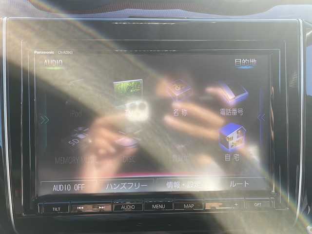 スズキ スイフト スポーツ セーフティPKG 香川県 2018(平30)年 7万km ピュアホワイトP 純正SDナビ（フルセグTV/CD，DVD再生/BT)/アラウンドビューモニター/シートヒーター/ローダウン/HKSマフラー/ビルトインETC/純正フロアマット/オートライト