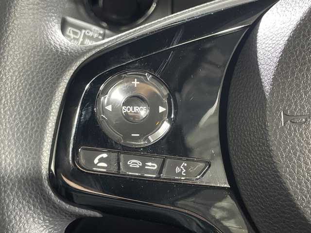 ホンダ Ｎ ＢＯＸ カスタム L 神奈川県 2022(令4)年 1.3万km プレミアムサンライトホワイトパール 純正8インチナビゲーション【VXU-207NBi】/Bluetooth　フルセグ　SD　CD　DVD　USB/バックカメラ/片側電動スライドドア/ホンダセンシング/衝突軽減ブレーキ/誤発進抑制機能/後方誤発進抑制機能/歩行者事故低減ステアリング/先行車発進お知らせ機能/アダブティブクルーズコントロール/オートハイビーム/標識認識機能/路外逸脱抑制機能/パーキングセンサーシステム/ステアリングスイッチ/チルトステアリング/前席シートヒーター/運転席シートリフター/前席シートバックポケット/テーブル/純正前後ドライブレコーダー/社外ETC/ECON/プッシュスタート/スマートキー/電動パーキングブレーキ/オートブレーキホールド/LEDヘッドランプ/LEDフロントフォグランプ/オートライト/純正サイド/リアスポイラー/純正14インチアルミホイール/スペアキー