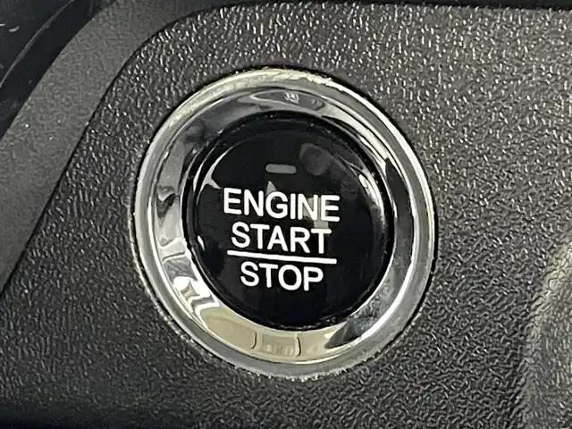 ホンダ ステップワゴン スパーダ ホンダセンシング 福島県 2017(平29)年 14.4万km ホワイトオーキッドパール ホンダセンシング/・衝突軽減ブレーキ/・アダプティブクルーズコントロール/・車線逸脱抑制機能/・路外逸脱警報機能/・誤発進抑制機能/・先行車発進お知らせ機能/・標識認識機能/純正ナビゲーション/・CD/DVD/AM・FM/TV/BT/SD/・バックカメラ/・ETC/前後ドライブレコーダー/両側パワースライドドア/革巻きステアリング/・ステアリングスイッチ/・パドルシフト/プッシュスタート/・スマートキー/ドアバイザー/純正フロアマット/LEDライト/・フォグライト/冬タイヤ