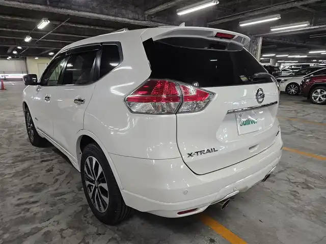日産 エクストレイル ハイブリッド モード・プレミア エマージェンシーB 福岡県 2016(平28)年 6.9万km ブリリアントホワイトパール 4WD/純正MOPナビ/フルセグTV/リモコンオートバックドア/アラウンドビューモニター/クルーズコントロール/エマージェンシーブレーキ/パーキングアシスト/後側方車両検知警報/ふらつき警報/LEDヘッドランプ/フロントフォグランプ/革巻きステアリング/ツートーン革シート/前席シートヒーター/純正18インチアルミホイール/スマートキー/プッシュエンジンスターター/禁煙車