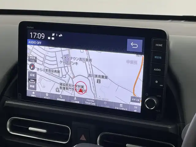 ホンダ フリード ハイブリット e:HEV クロスター 埼玉県 2025(令7)年 0.1千km メテオロイドグレーメタリック 登録済未使用車　純正９インチナビ　バックカメラ　ＢＳＭ　ホンダセンシング　アダプティブクルーズコントロール　シートヒーター　ハーフレザー　純正アルミホイール　オートハイビーム　ＬＥＤヘッドライト　ＴＶ