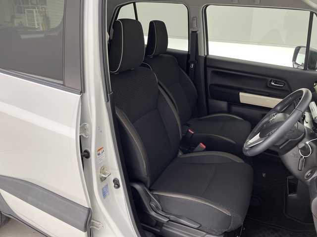 スズキ クロスビー HYBRID MZ 愛知県 2019(令1)年 5万km ピュアホワイトパール/ブラック2トーンルーフ 純正ナビ　SDカードなし/全方位カメラ/クルーズコントロール/バックカメラ/コーナーセンサー/純正アルミホイール/LEDヘッドライト/パドルシフト/ドライブレコーダー/ETC/衝突軽減システム/フルセグ/CD DVD/Bluetooth/ステアリングスイッチ/スマートキー/プッシュスタート