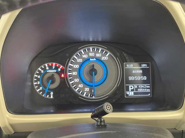 スズキ クロスビー HYBRID MZ 愛知県 2019(令1)年 5万km ピュアホワイトパール/ブラック2トーンルーフ 純正ナビ　SDカードなし/全方位カメラ/クルーズコントロール/バックカメラ/コーナーセンサー/純正アルミホイール/LEDヘッドライト/パドルシフト/ドライブレコーダー/ETC/衝突軽減システム/フルセグ/CD DVD/Bluetooth/ステアリングスイッチ/スマートキー/プッシュスタート