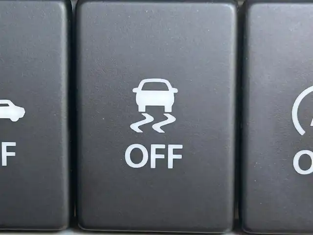 スズキ ラパン S 愛媛県 2017(平29)年 4万km コフレピンクパールメタリック/ホワイト2トーンルーフ KENWOOD7型ナビ(Bluetooth/フルセグTV)/アイドリングストップ/運転席シートヒーター/電格ミラー/シガーソケット/純正ドアバイザー/オートライト/ETC/ISOFIX/衝突被害軽減装置/純正ホイールキャップ/現状サマー(鉄)(155/65/R14)/DUNLOP ENASAVE EC204