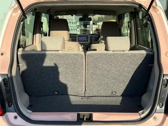 スズキ ラパン S 愛媛県 2017(平29)年 4万km コフレピンクパールメタリック/ホワイト2トーンルーフ KENWOOD7型ナビ(Bluetooth/フルセグTV)/アイドリングストップ/運転席シートヒーター/電格ミラー/シガーソケット/純正ドアバイザー/オートライト/ETC/ISOFIX/衝突被害軽減装置/純正ホイールキャップ/現状サマー(鉄)(155/65/R14)/DUNLOP ENASAVE EC204