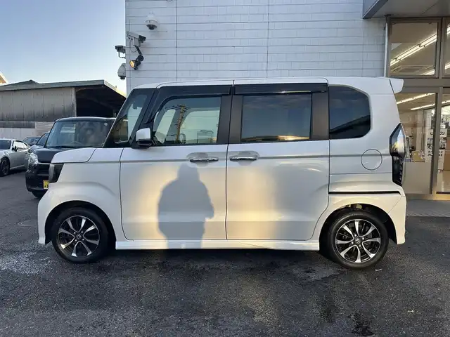 ホンダ Ｎ ＢＯＸ カスタム G EX ホンダセンシング 滋賀県 2017(平29)年 10.1万km プレミアムホワイトパールⅡ (株)IDOMが運営する【じしゃロン草津店】の自社ローン専用車両になりますこちらは現金またはオートローンご利用時の価格です。自社ローンご希望の方は別途その旨お申付け下さい