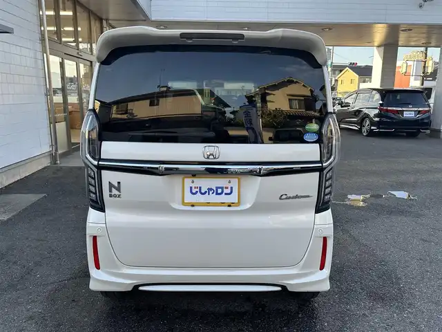 ホンダ Ｎ ＢＯＸ カスタム G EX ホンダセンシング 滋賀県 2017(平29)年 10.1万km プレミアムホワイトパールⅡ (株)IDOMが運営する【じしゃロン草津店】の自社ローン専用車両になりますこちらは現金またはオートローンご利用時の価格です。自社ローンご希望の方は別途その旨お申付け下さい