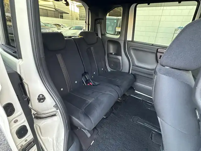 ホンダ Ｎ ＢＯＸ カスタム G EX ホンダセンシング 滋賀県 2017(平29)年 10.1万km プレミアムホワイトパールⅡ (株)IDOMが運営する【じしゃロン草津店】の自社ローン専用車両になりますこちらは現金またはオートローンご利用時の価格です。自社ローンご希望の方は別途その旨お申付け下さい