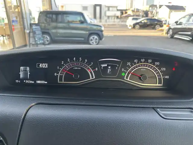 ホンダ Ｎ ＢＯＸ カスタム G EX ホンダセンシング 滋賀県 2017(平29)年 10.1万km プレミアムホワイトパールⅡ (株)IDOMが運営する【じしゃロン草津店】の自社ローン専用車両になりますこちらは現金またはオートローンご利用時の価格です。自社ローンご希望の方は別途その旨お申付け下さい