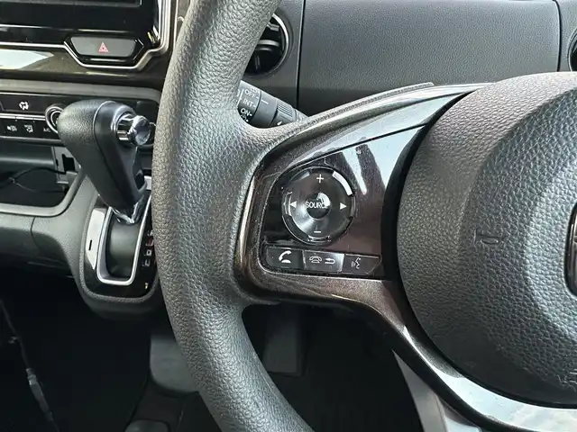 ホンダ Ｎ ＢＯＸ カスタム G EX ホンダセンシング 滋賀県 2017(平29)年 10.1万km プレミアムホワイトパールⅡ (株)IDOMが運営する【じしゃロン草津店】の自社ローン専用車両になりますこちらは現金またはオートローンご利用時の価格です。自社ローンご希望の方は別途その旨お申付け下さい