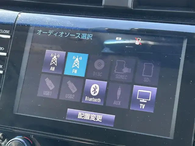 トヨタ カムリ WSレザーパッケージ 愛媛県 2019(令1)年 6.5万km プラチナホワイトパールマイカ 純正ナビ（Bluetooth/SD/フルセグテレビ）/ビルトインETC/バックカメラ/USB入力端子/追従型クルーズコントロール/リアクロストラフィックブレーキ/ブラインドスポットモニター/前後コーナーセンサー/前席パワーシート/前席シートヒーター/レーンキープアシスト/横滑り防止装置/衝突被害軽減システム/カーテンエアバック/純正18インチAW/LEDヘッドライト/フォグランプ/スペアキー