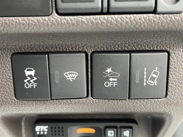 ホンダ フリード ハイブリット G ホンダセンシング 福岡県 2021(令3)年 4.6万km プラチナホワイトパール 純正7型SDナビ(フルセグTV/CD/DVD/Bluetooth)/ホンダセンシング/レーダークルコン/両側パワスラ/バックカメラ/コーナーセンサー/ETC/シートヒーター/純正LEDヘッドライト/純正フロアマット/スマートキー/プッシュスタート/ステアリングスイッチ/USBポート