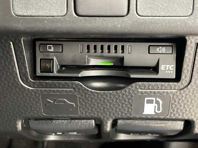 トヨタ ルーミー カスタムG－T 沖縄県 2020(令2)年 3.3万km ブラックマイカメタリック/ブリリアントカッパークリスタルマイカ 2トーン 禁煙車/純正9インチナビ【NSZT-Y68T】/（フルセグTV/CD/DVD/Bluetooth）/ビルトインETC/バックカメラ/前後ドライブレコーダー/前後コーナーセンサー/電動パーキング/レーダークルーズコントロール/シートヒーター/LEDヘッドライト/ウォークスルー/純正アルミホイール/両側パワースライドドア/過給機/保証書/取扱説明書