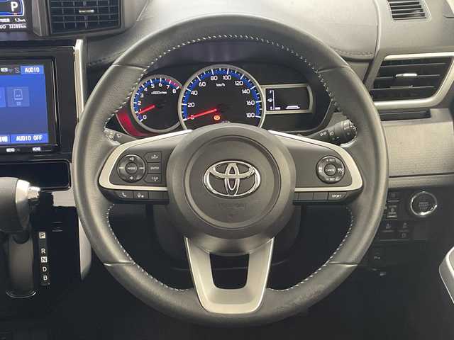 トヨタ ルーミー カスタムG－T 沖縄県 2020(令2)年 3.3万km ブラックマイカメタリック/ブリリアントカッパークリスタルマイカ 2トーン 禁煙車/純正9インチナビ【NSZT-Y68T】/（フルセグTV/CD/DVD/Bluetooth）/ビルトインETC/バックカメラ/前後ドライブレコーダー/前後コーナーセンサー/電動パーキング/レーダークルーズコントロール/シートヒーター/LEDヘッドライト/ウォークスルー/純正アルミホイール/両側パワースライドドア/過給機/保証書/取扱説明書