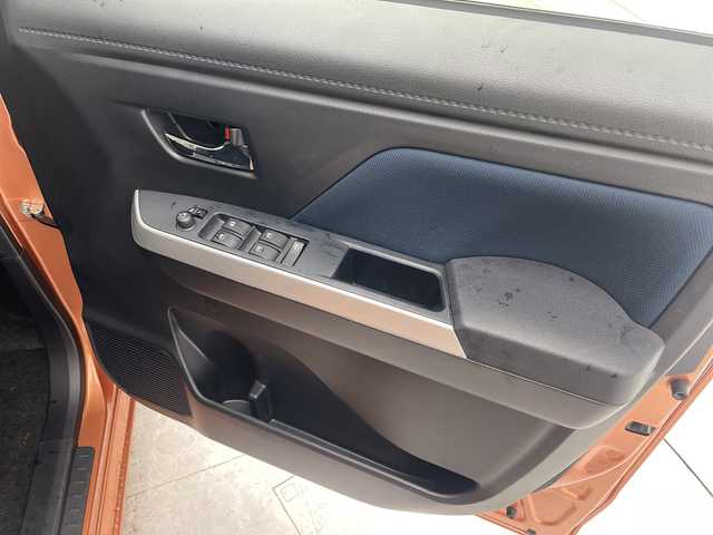 トヨタ ルーミー カスタムG－T 沖縄県 2020(令2)年 3.3万km ブラックマイカメタリック/ブリリアントカッパークリスタルマイカ 2トーン 禁煙車/純正9インチナビ【NSZT-Y68T】/（フルセグTV/CD/DVD/Bluetooth）/ビルトインETC/バックカメラ/前後ドライブレコーダー/前後コーナーセンサー/電動パーキング/レーダークルーズコントロール/シートヒーター/LEDヘッドライト/ウォークスルー/純正アルミホイール/両側パワースライドドア/過給機/保証書/取扱説明書