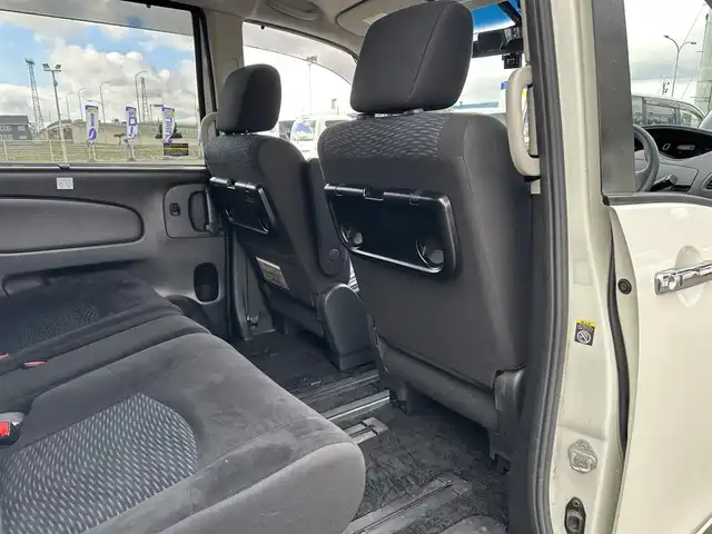 日産 セレナ 20X 道北・旭川 2014(平26)年 7.5万km ブリリアントホワイトパール (株)IDOMが運営する【じしゃロン旭川店】の自社ローン専用車両になります。こちらは現金またはオートローンご利用時の価格です。自社ローンご希望の方は別途その旨お申付け下さい/　/・社外ナビ（CD/DVD/SD/BT/フルセグ）/・バックカメラ/・ETC/・片側パワースライドドア/・クルーズコントロール/・レーダーブレーキ/・社外ドライブレコーダー/・スマートキー2個/・社外AWスタッドレス積込 195/65R15