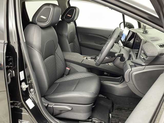 日産 オーラ G FOUR レザーエディション 新潟県 2022(令4)年 1.8万km 黒 純正メーカーオプションナビ/フルセグTV/ビルトインETC2.0/純正ドライブレコーダー/アラウンドビューモニター/プロパイロット/BOSEサウンドシステム/黒革シート/4WD/スマートキー/LEDヘッドライト/ハンドルヒーター/純正ドアバイザー/純正フロアマット/前席シートヒーター/スマートルームミラー/置くだけ充電/社外レーダー/お知らせリモコン