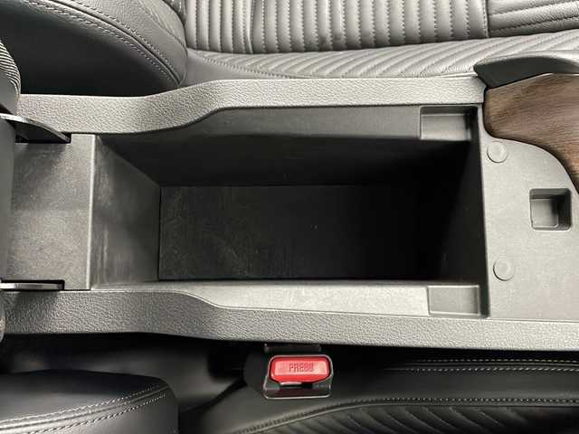 日産 オーラ G FOUR レザーエディション 新潟県 2022(令4)年 1.8万km 黒 純正メーカーオプションナビ/フルセグTV/ビルトインETC2.0/純正ドライブレコーダー/アラウンドビューモニター/プロパイロット/BOSEサウンドシステム/黒革シート/4WD/スマートキー/LEDヘッドライト/ハンドルヒーター/純正ドアバイザー/純正フロアマット/前席シートヒーター/スマートルームミラー/置くだけ充電/社外レーダー/お知らせリモコン