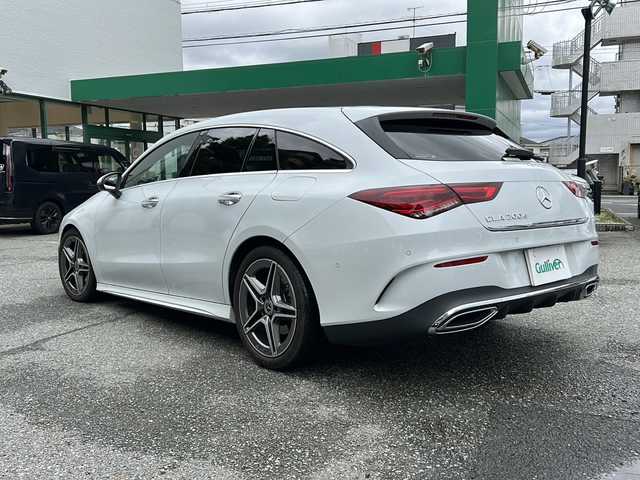 メルセデス・ベンツ ＣＬＡ２００ｄ Sブレーク AMGライン 大阪府 2020(令2)年 4.7万km デジタルホワイト ワンオーナー/純正メモリナビ/・FM/AM/Bluetooth/・フルセグテレビ/ビルドインETC2.0/ドライブレコーダー/バックカメラ/全周囲カメラ/サンルーフ/衝突軽減ブレーキ/レーンキープアシスト/クルーズコントロール/革巻きステアリング/ステアリングリモコン/メモリシート（D席+N席）/パワーシート（D席+N席）/シートヒーター（D席+N席）/本革レザーシート/コーナーセンサー/LEDヘッドライト/オートライト/オートエアコン/スマートキー×2/プッシュスタート/12V電源/USBジャック/電動パーキングブレーキ/充電トレイ/電動格納ミラー/ブラインドスポットモニター/純正18インチアルミホイール/純正フロアマット/取扱説明書/保証書