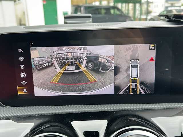 メルセデス・ベンツ ＣＬＡ２００ｄ Sブレーク AMGライン 大阪府 2020(令2)年 4.7万km デジタルホワイト ワンオーナー/純正メモリナビ/・FM/AM/Bluetooth/・フルセグテレビ/ビルドインETC2.0/ドライブレコーダー/バックカメラ/全周囲カメラ/サンルーフ/衝突軽減ブレーキ/レーンキープアシスト/クルーズコントロール/革巻きステアリング/ステアリングリモコン/メモリシート（D席+N席）/パワーシート（D席+N席）/シートヒーター（D席+N席）/本革レザーシート/コーナーセンサー/LEDヘッドライト/オートライト/オートエアコン/スマートキー×2/プッシュスタート/12V電源/USBジャック/電動パーキングブレーキ/充電トレイ/電動格納ミラー/ブラインドスポットモニター/純正18インチアルミホイール/純正フロアマット/取扱説明書/保証書