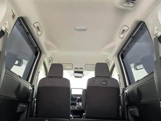 トヨタ シエンタ Z 埼玉県 2023(令5)年 2.9万km ホワイトパールクリスタルシャイン 純正１０．５ディスプレイオーディオ　パノラミックビューモニター　両側パワースライドドア　ビルトインＥＴＣ２．０　レーダークルーズコントロール　ＬＥＤライト　スマートキー　オートライト　フルセグTV
