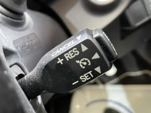 トヨタ アクア G G’s 岩手県 2015(平27)年 5.9万km スーパーレッドⅤ 専用チューニングサスペンション/専用スポーツシート/クルーズコントロール/横滑り防止装置/アイドリングストップ/車両接近通報装置/オートエアコン/純正ナビ/（CD/DVD/フルセグ/SD/Bluetooth）/ステアリングスイッチ/TVキャンセラー/バックカメラ/ドライブレコーダー/ETC/オートライト/LEDヘッドランプ/フォグランプ/純正17インチアルミホイール