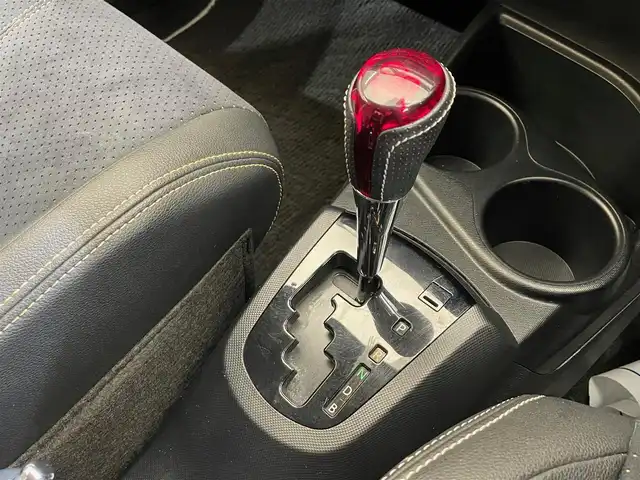 トヨタ アクア G G’s 岩手県 2015(平27)年 5.9万km スーパーレッドⅤ 専用チューニングサスペンション/専用スポーツシート/クルーズコントロール/横滑り防止装置/アイドリングストップ/車両接近通報装置/オートエアコン/純正ナビ/（CD/DVD/フルセグ/SD/Bluetooth）/ステアリングスイッチ/TVキャンセラー/バックカメラ/ドライブレコーダー/ETC/オートライト/LEDヘッドランプ/フォグランプ/純正17インチアルミホイール