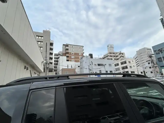 クライスラー・ジープ ジープ レネゲード リミテッド 神奈川県 2022(令4)年 2.2万km ブラック アクティブセーフティーシステム/・DTC（ドラックトルクコントロール）/・ESC（エレクトロニックスタビリティーコントロール）/・TC（トラクションコントロール）/・PBA（パニックブレーキアシスト）/・HSA（ヒルスタートアシスト）/・DST（ダイナミックステアリングトルク）/・ERM（エレクトロニックロールオーバーミティゲーション）/・TSC（トレーラースウェイコントロール）/・HDC（ヒルディセントコントロール）/ブラインドスポットモニター/TPMS（タイヤプレシャーモニター）/アダプティブクルーズコントロール/前面衝突警報/側方間隔警報/車線逸脱警報/純正U-connect&ナビ付/フルセグTV／BT／USB／AUX/ドライブレコーダー/黒革シート/前席シートヒーター/前関パワーシート/ヒーテッドステアリング/ETC/純正17inアルミホイール/ルーフレール/オートライト/フォグランプ/ウインカー付電格ミラー/スマートキー/プッシュスタート/W＆サイドエアバッグ/横滑り防止装置/ABS/フロアマット/取扱説明書/保証書/スペアキー有