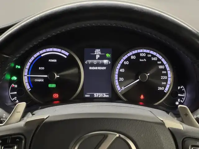 レクサス ＮＸ 300h Fスポーツ 三重県 2017(平29)年 5.8万km ヒートブルーコントラストレイヤリング ハイブリッド/FF/MTモード付フロアCVT/純正 7インチナビ/（AM/FM/CD/DVD/Blu-ray/SDREC/SD/USB/Bluetooth/VTR/AUX/TV）/バックガイドモニター＆助手席側サイドカメラ/【OP】“マークレビンソン” プレミアムサラウンドサウンドシステム/ビルトイン ETC2.0/安全/・【OP】プリクラッシュセーフティ［PCS］（ミリ波レーダー方式）/・【OP】レーダークルコン（全車速追従機能付）/・【OP】クリアランスソナー＆バックソナー/・車両接近通報装置/・タイヤ空気圧警告表示（TPMS）/装備/・【OP】パワーバックドア/・【OP】3眼フルLEDヘッドランプ/・Fスポーツ専用 本革スポーツシート（黒革）/・シートヒーター＆ベンチレーション（D/N）/・パワーシート（Dランバーサポート付8way・N8way）/・オートライト/・左右独立オートエアコン/・電子パーキングブレーキ＆オートブレーキホールド/・雨滴感応式フロントワイパー/・パドルシフト/・アクティブサウンドコントロール（ASC）/・ステアリングスイッチ/・自動防眩ルームミラー/・純正18inAW/・【OP】Fスポーツ専用色『ヒートブルーコントラストレイヤリング［8X1］』