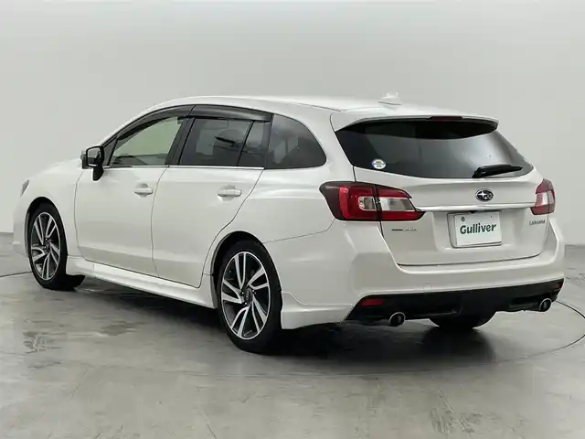スバル レヴォーグ 1．6GT－S アイサイト 福岡県 2016(平28)年 6.2万km クリスタルホワイトP 純正ナビ（フルセグＴＶ）　/Ｂ．Ｓカメラ　/ＥＴＣ　/前後ドライブレコーダー　/アイサイト　/ＡＣＣ　/コーナーセンサー　/衝突軽減ブレーキ　/レーンキープ　/ＢＳＭ　/パドルシフト　/シートヒーター　/純正１８インチＡＷ