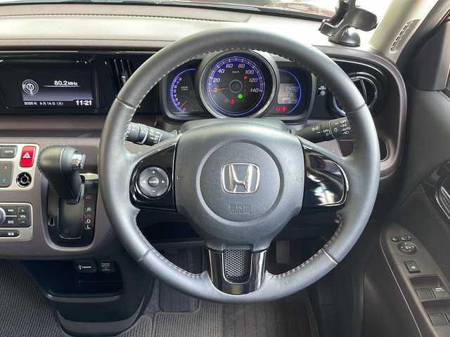 ホンダ Ｎ ＯＮＥ プレミアム 愛知県 2014(平26)年 4.2万km プレミアムディープロッソパール Bluetooth/バックカメラ/純正アルミホイール/HIDヘッドライト/オートライト/アイドリングストップ/横滑り防止装置/ステアリングスイッチ/スマートキー/プッシュスタート