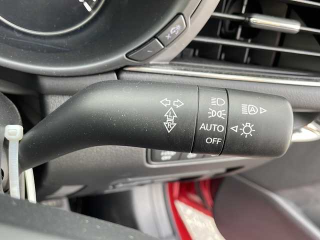マツダ マツダ３セダン 15S ツーリング 新潟県 2021(令3)年 4.1万km ソウルレッドクリスタルM 純正ナビ/（フルセグ/DVD/Bluetooth）/ワンオーナー/冬タイヤ積載/衝突軽減/レーダークルーズコントロール/レーンキープアシスト/バックカメラ/コーナーセンサー/BSM/ビルドインETC/ドライブレコーダー/フロアマット/LEDヘッドライト/オートハイビーム/ウィンカーミラー/電格ミラー/スペアキー×１