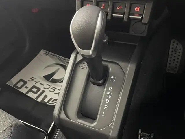 スズキ ジムニー XC 埼玉県 2025(令7)年 0.1万km未満 ブルーイッシュブラックパール3 届出済み未使用車/スズキセーフティサポート/・デュアルセンサーブレーキサポート/・車線逸脱警報機能/・ふらつき警報機能/・先行車発進お知らせ機能/・ヘッドライトウォッシャー/・標識認識/クルーズコントロール/前席シートヒーター/LEDヘッドライト/フォグランプ/純正16インチアルミホイール/ダウンヒルアシストコントロール/プッシュスタート/スマートキー