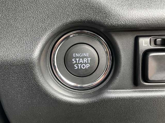スズキ ジムニー シエラ JC 滋賀県 2025(令7)年 0.2万km ミディアムグレー 社外ナビ/Bluetooth/AM/FM/HDMI/USB/AppleCarPlay/AndtoidAuto/フルセグテレビ/バックカメラ/ETC/デュアルセンサーブレーキサポート/クルーズコントロール/LEDヘッドライト/オートライト/オートハイビーム/ステアリングスイッチ/プッシュスタート /スマートキー/スペアキー