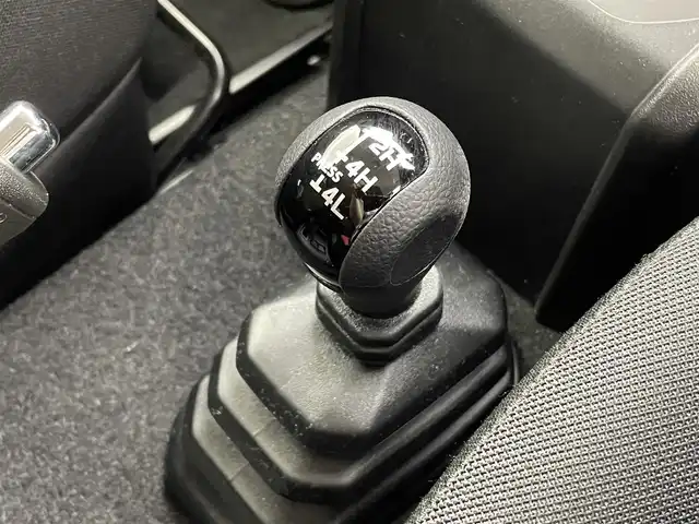 スズキ ジムニー シエラ JC 茨城県 2020(令2)年 1.1万km ブルーイッシュブラックパール3 純正8型ナビ/バックカメラ/フルセグ/衝突被害軽減ブレーキ/車線逸脱抑制装置/クルーズコントロール/オートマチックハイビーム/ETC/シートヒーター/純正15インチAW/LEDヘッドライト/スマートキー