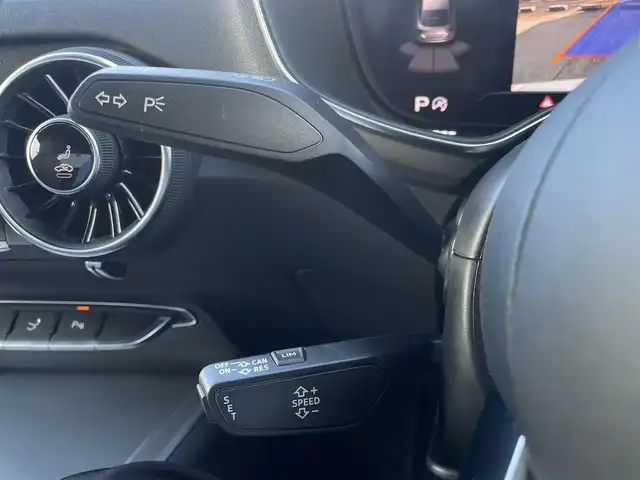 アウディ ＴＴクーペ 45TFSIクワトロ 東京都 2022(令4)年 1.7万km 白 4WD/S line パッケージ/バーチャルコックピット/バックカメラ/ハーフレザーシート/シートヒーター/純正OPドラレコ/社外GPSレーダー