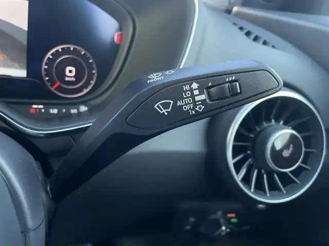 アウディ ＴＴクーペ 45TFSIクワトロ 東京都 2022(令4)年 1.7万km 白 4WD/S line パッケージ/バーチャルコックピット/バックカメラ/ハーフレザーシート/シートヒーター/純正OPドラレコ/社外GPSレーダー