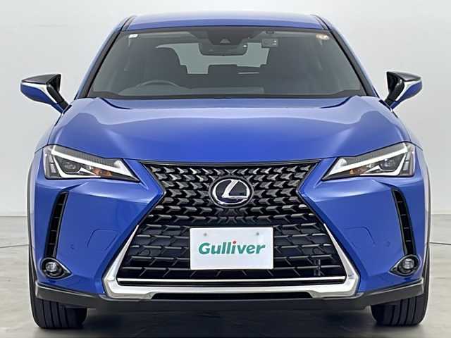 レクサス ＵＸ 250h バージョンC 道央・札幌 2019(平31)年 6.2万km セレスティアルブルーガラスフレーク ・4WD/・純正ナビ&BT&CD&SD&TV/・バックカメラ/・プリクラッシュセーフティ/・レーダークルーズコントロール/・レーントレーシングアシスト/・オートマチックハイビーム/・ロードサインアシスト/・リアクロストラフィックアラート/・パーキングサポートブレーキ/・レザーシート/・前席パワーシート/・前席シートヒーター/・ステアリングヒーター/・ドアミラーヒーター/・運転席シートメモリ/・EV　MODE/・社外前方ドライブレコーダー/・LEDヘッドライト/・オートライト/・ビルトインETC/・スマートキー/・スペアキー/・純正17インチAW
