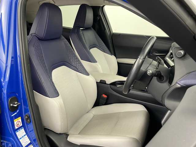 レクサス ＵＸ 250h バージョンC 道央・札幌 2019(平31)年 6.2万km セレスティアルブルーガラスフレーク ・4WD/・純正ナビ&BT&CD&SD&TV/・バックカメラ/・プリクラッシュセーフティ/・レーダークルーズコントロール/・レーントレーシングアシスト/・オートマチックハイビーム/・ロードサインアシスト/・リアクロストラフィックアラート/・パーキングサポートブレーキ/・レザーシート/・前席パワーシート/・前席シートヒーター/・ステアリングヒーター/・ドアミラーヒーター/・運転席シートメモリ/・EV　MODE/・社外前方ドライブレコーダー/・LEDヘッドライト/・オートライト/・ビルトインETC/・スマートキー/・スペアキー/・純正17インチAW