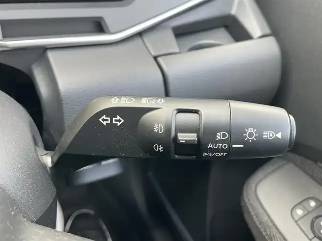 日産 オーラ G 千葉県 2022(令4)年 1.9万km オーロラフレアブルーパール ワンオーナー/純正ナビ/(USB/BT/HDMI/AppleCarplay/フルセグTV)/プロパイロット/レーダークルーズコントロール/BOSEサウンドシステム/全方位カメラ/置くだけ充電/ブラインドスポットモニター/レーンキープアシスト/ハンドル支援/駐車支援/デジタルインナーミラー/レザーシート/D/N席シートヒーター/ステアリングヒーター/ステアリングスイッチ/ビルトインETC2.0/純正ドアバイザー/純正フロアマット/オートマチックハイビーム/オートライト/取扱説明書/保証書/スペアキー×１