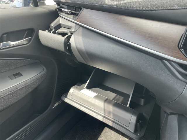 日産 オーラ G 千葉県 2022(令4)年 1.9万km オーロラフレアブルーパール ワンオーナー/純正ナビ/(USB/BT/HDMI/AppleCarplay/フルセグTV)/プロパイロット/レーダークルーズコントロール/BOSEサウンドシステム/全方位カメラ/置くだけ充電/ブラインドスポットモニター/レーンキープアシスト/ハンドル支援/駐車支援/デジタルインナーミラー/レザーシート/D/N席シートヒーター/ステアリングヒーター/ステアリングスイッチ/ビルトインETC2.0/純正ドアバイザー/純正フロアマット/オートマチックハイビーム/オートライト/取扱説明書/保証書/スペアキー×１